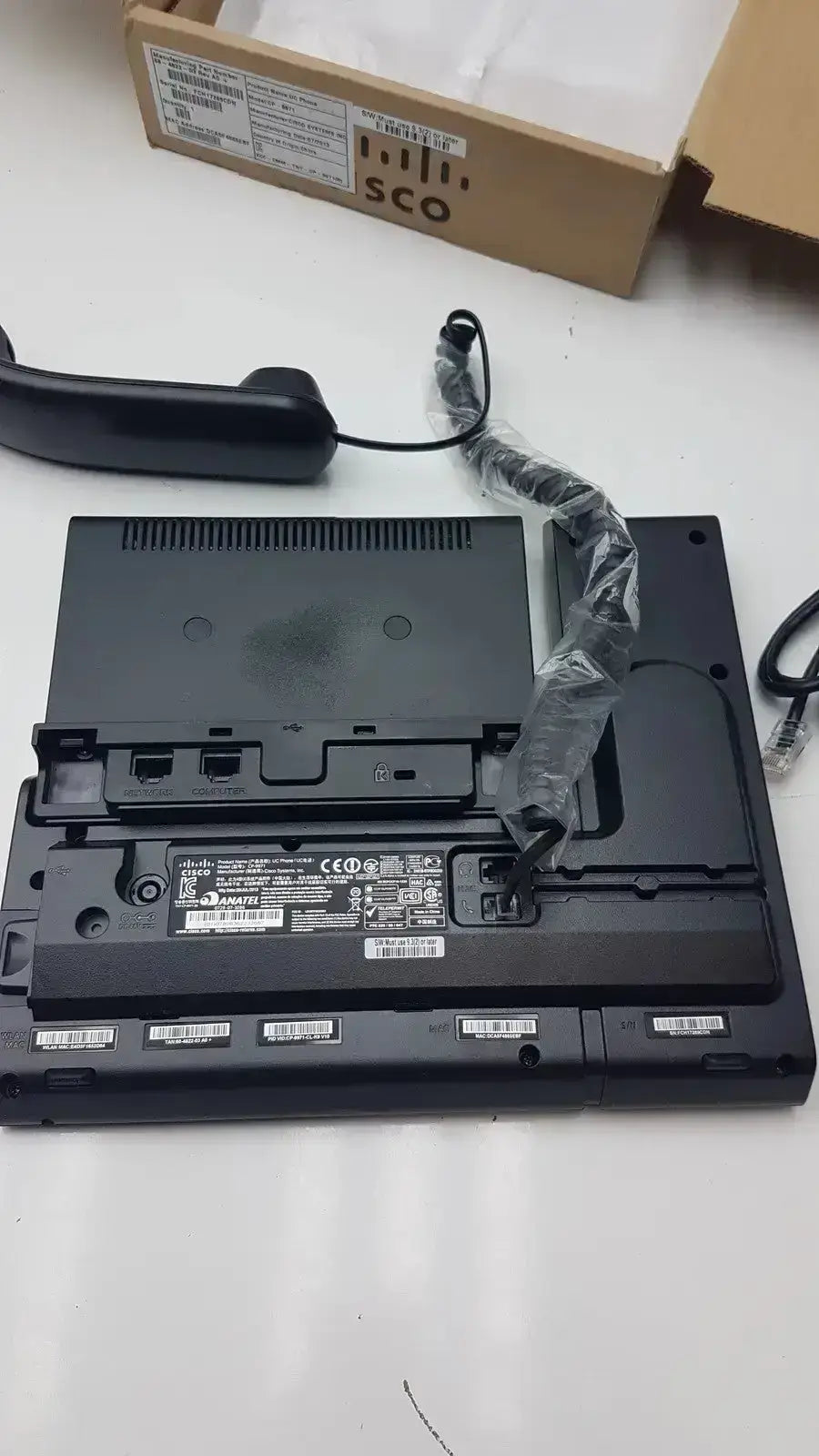 Cisco CP-9971 IP Color Office Phone With Base IP Phone, as-is (for parts) product photo 2