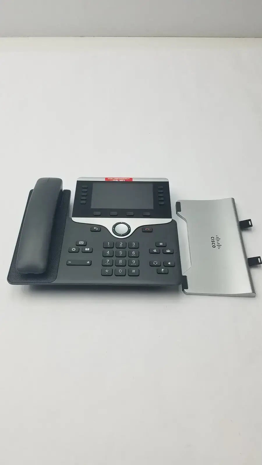 Cisco CP8841 IP Business Phone With Handset IP Phone, second-hand product photo 3