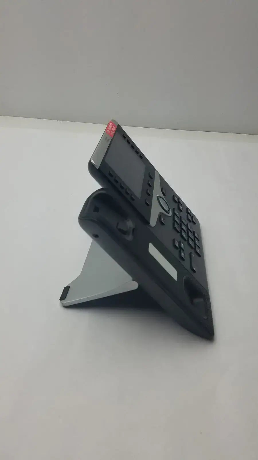 Cisco IP Business Phone With Handset IP Business Phone, second-hand product photo 4