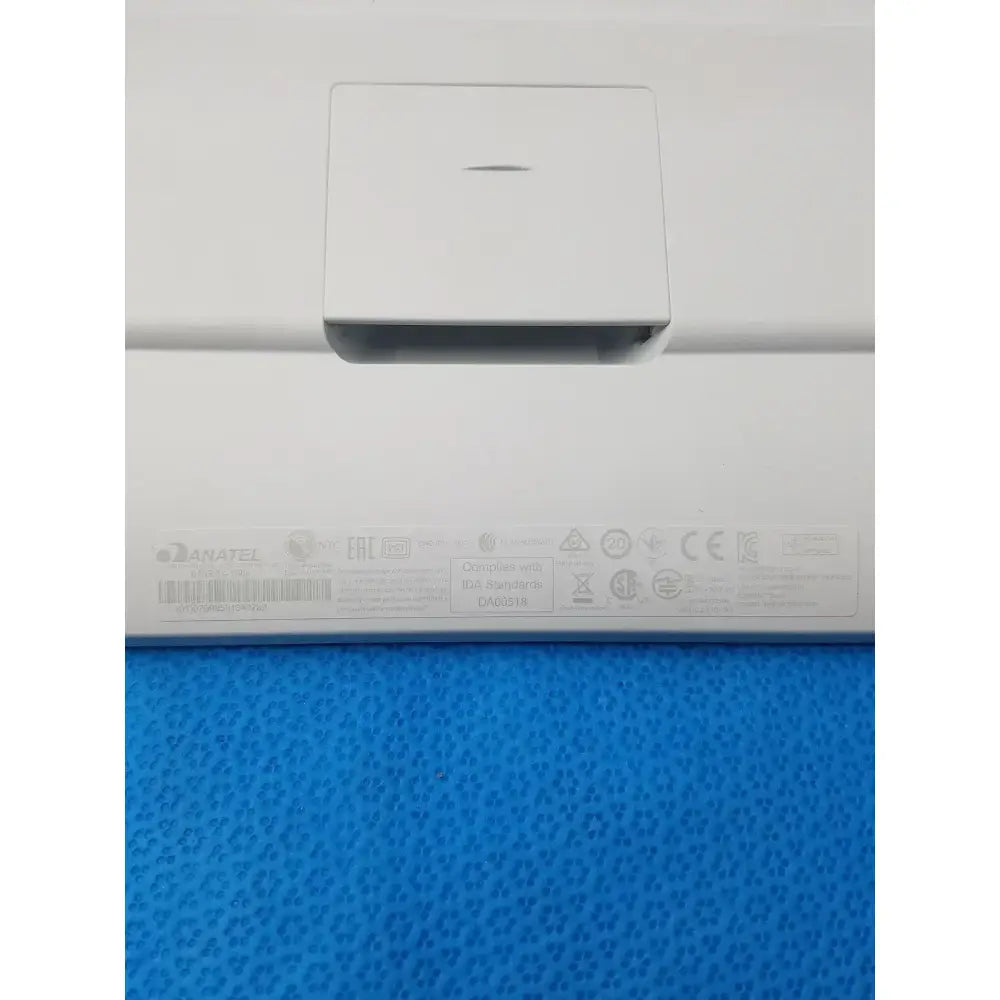 CISCO TelePresence Touch 10 Control Panel Control Panel, second-hand product photo 4