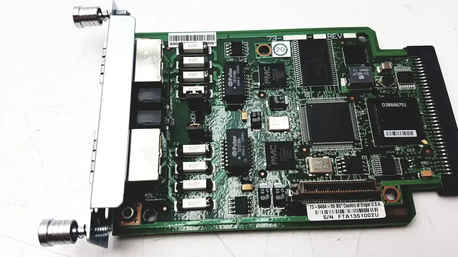 Cisco VWIC2 2MFT-T1/E1 2-Port WAN.VOICE Multiflex Module Network Interface Module, second-hand product photo 4