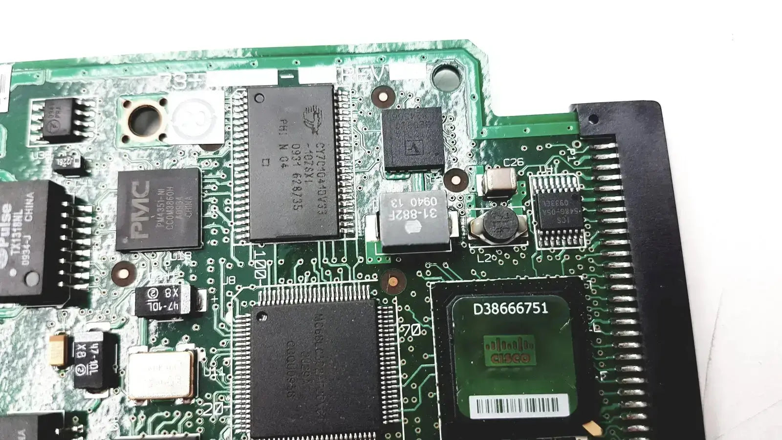 Cisco VWIC2 2MFT-T1/E1 2-Port WAN.VOICE Multiflex Module Network Interface Module, second-hand product photo 7