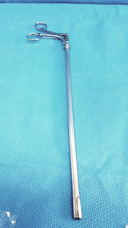 Silver surgical claw gasper 10mm with long slender handle and curved gripping ends for precise tissue control
