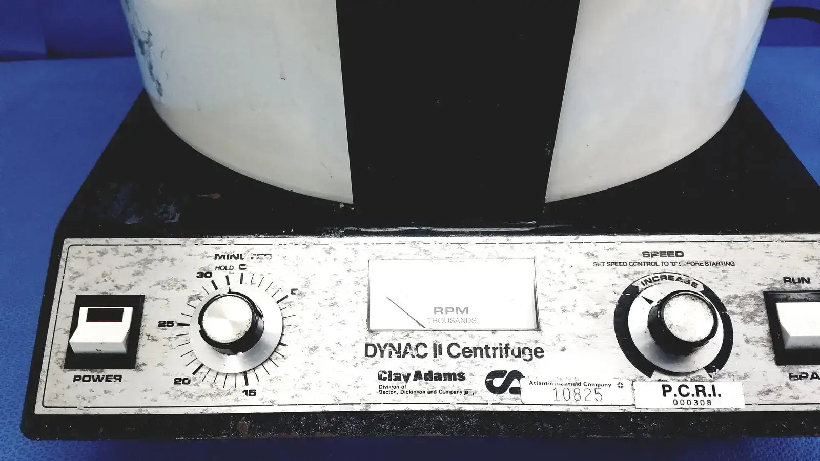 Clay Adams 0103 Dynac II Laboratory Centriifuge Laboratory Centrifuge, second-hand product photo 7