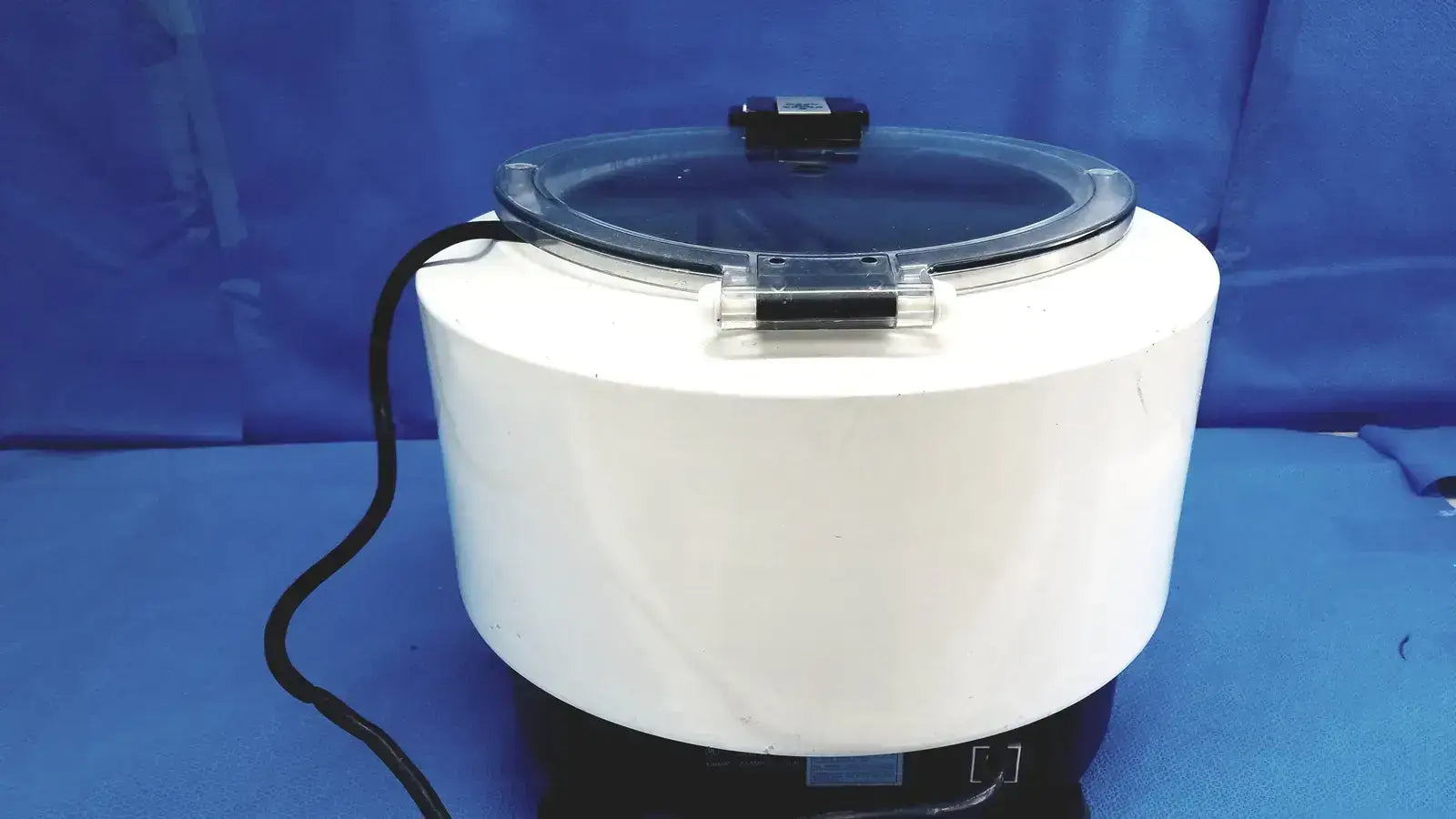 Clay Adams 0103 Dynac II Laboratory Centriifuge Laboratory Centrifuge, second-hand product photo 12
