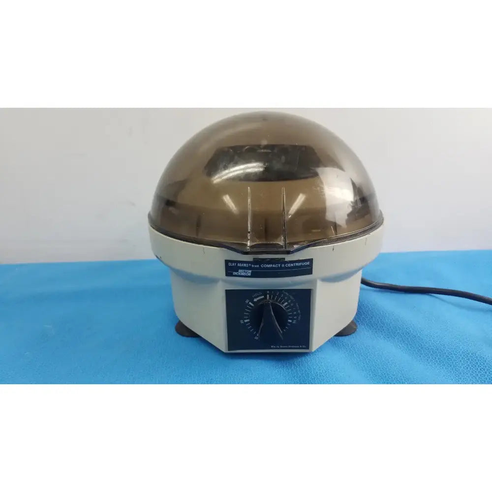 Reuse Medical Clay Adams Compact II Centrifuge 0225 Becton Dickinson 6-Place Rotor Other Medical & Lab Equipment, as-is (for parts) product photo 1