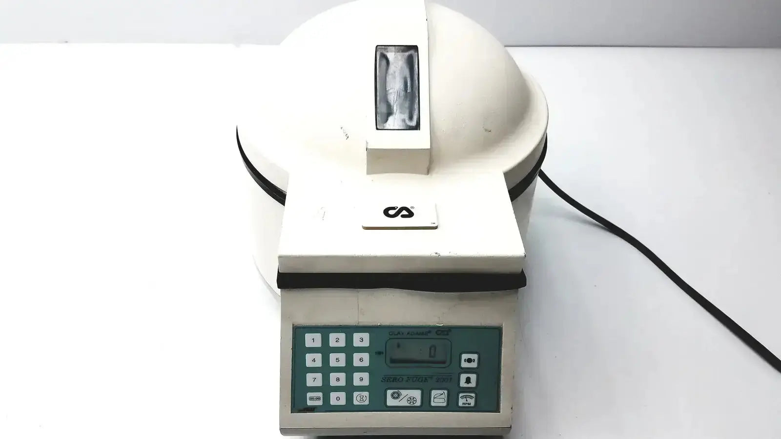Clay Adams Sero-Fuge 2001 Benchtop Centrifuge Model 420351 Benchtop Centrifuge, second-hand product photo 1