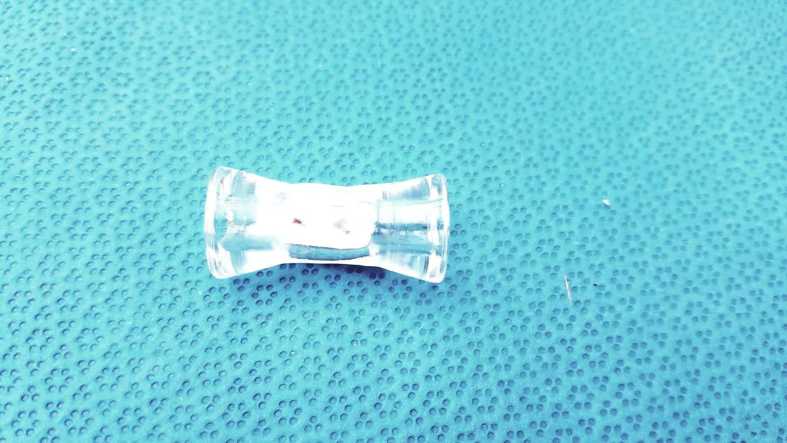 Reuse Medical Clear Glass Earplugs – Lightweight Double Flared Tunnel Plugs for Stretched Lab Flasks, second-hand product photo 1