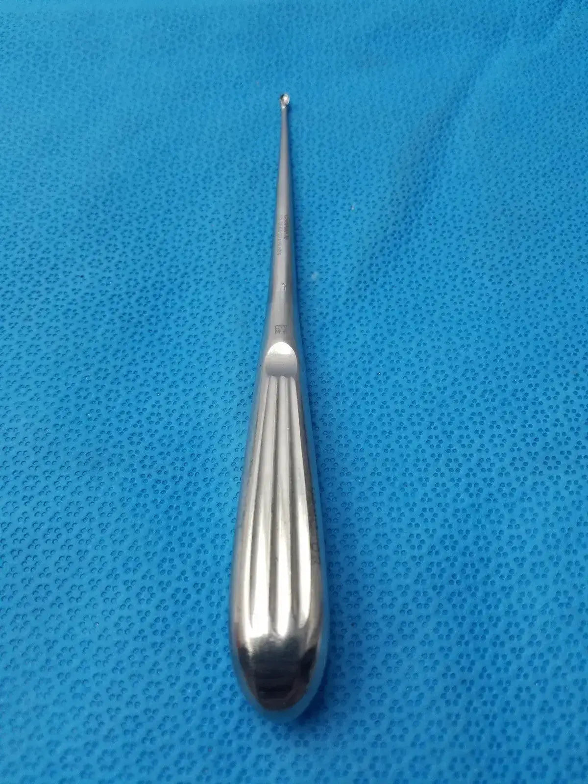 Codman 23-1044 Neuro Straight Curette for Orthopedic Surgical Curette, second-hand product photo 1