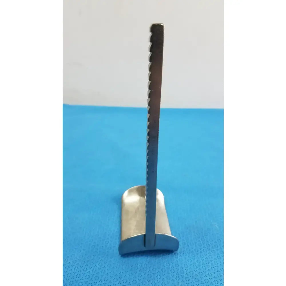 Codman 50-4568 Surgical Kelly Retractor Blade Surgical Kelly Retractor Blade, second-hand product photo 3