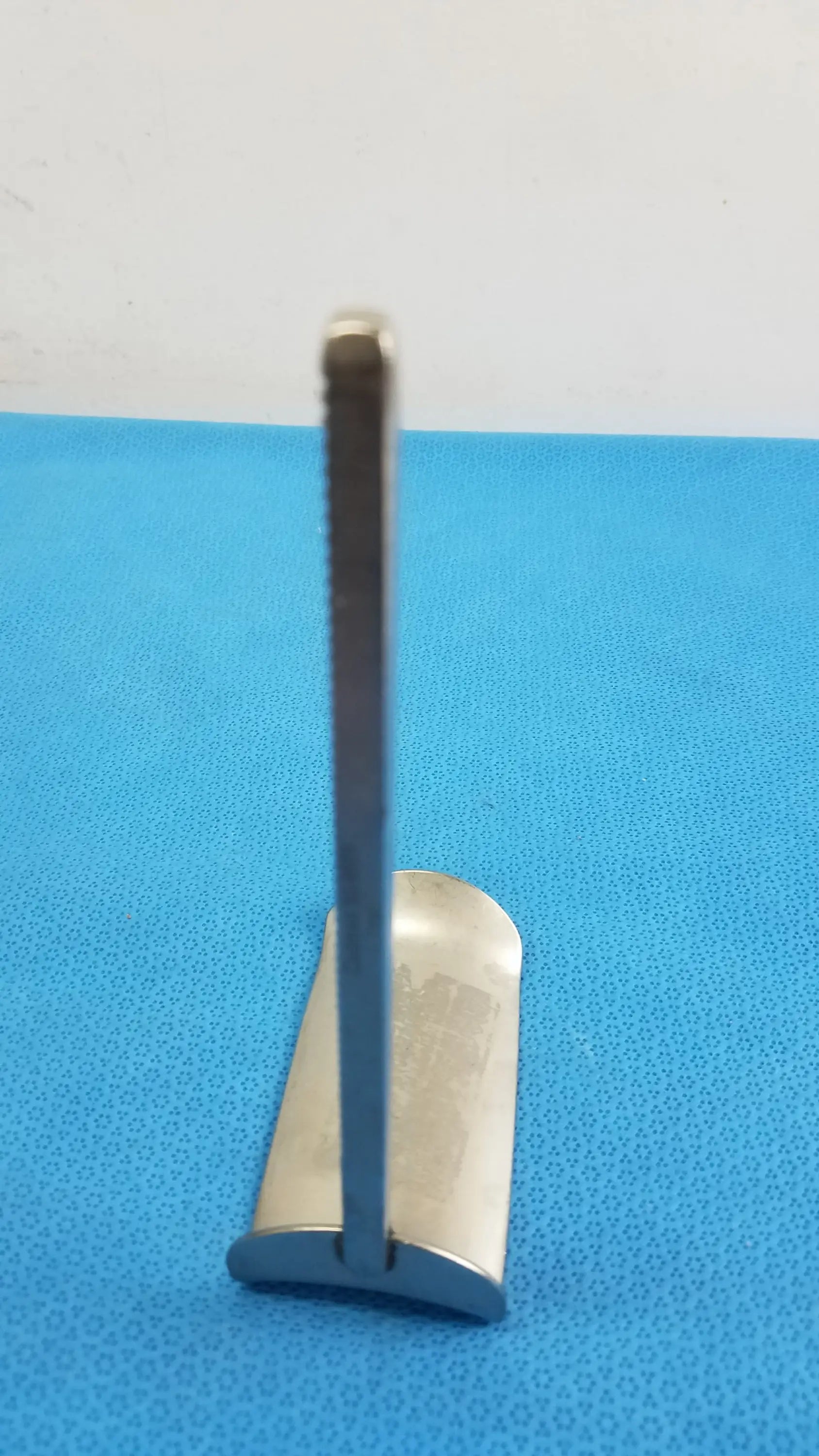 Codman 50-4569 Surgical Kelly Retractor Blade Kelly Retractor Blade, second-hand product photo 3