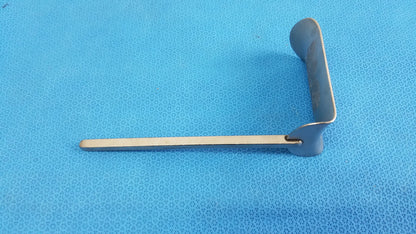 Codman 50-4569 Surgical Kelly Retractor Blade Kelly Retractor Blade, second-hand product photo 8