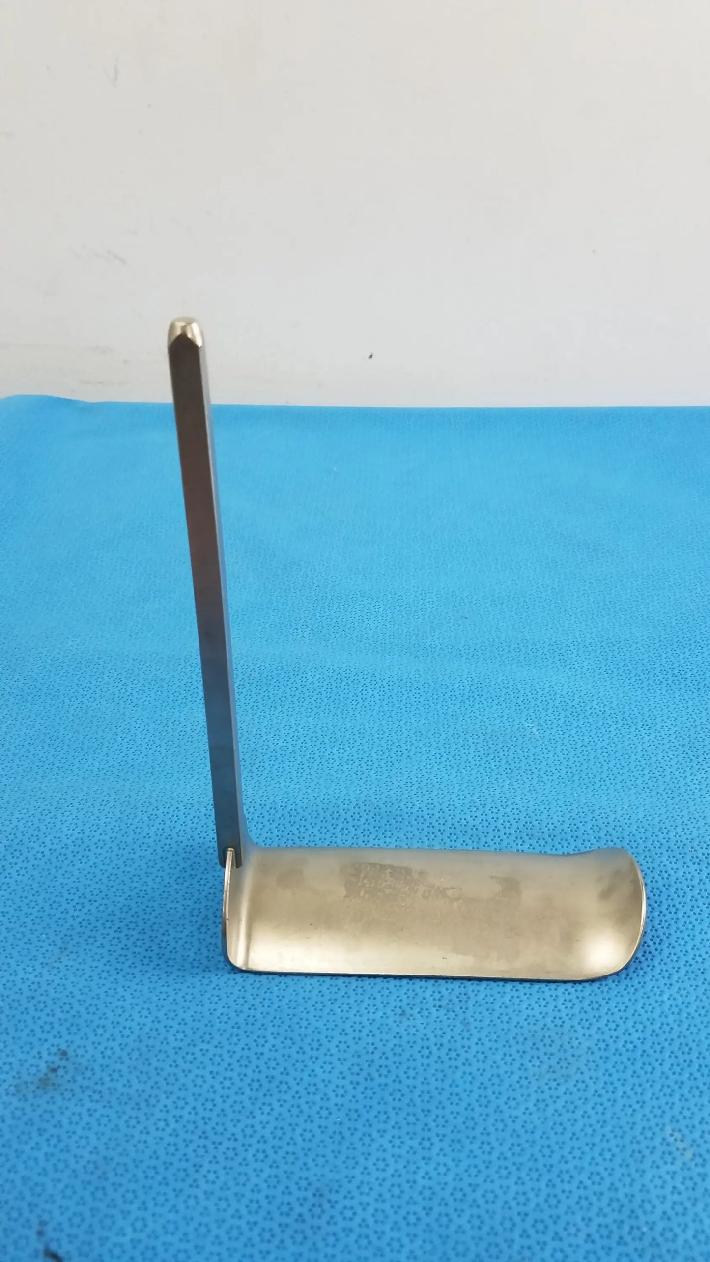Codman 50-4570 Kelly Retractor Blade Kelly Retractor Blade, second-hand product photo 2