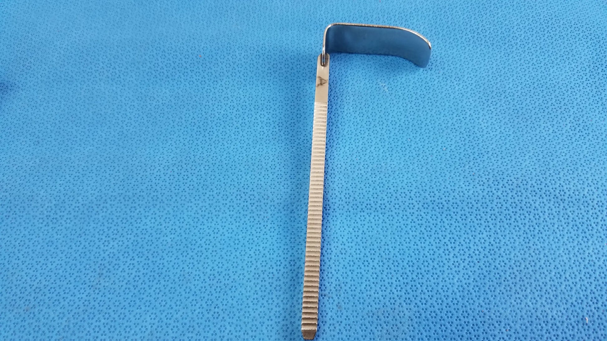 Codman 50-4575 Surgical Kelly Retractor Blade Kelly Retractor Blade, second-hand product photo 1