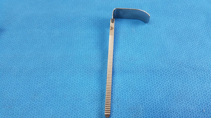 Codman 50-4575 Surgical Kelly Retractor Blade Kelly Retractor Blade, second-hand product photo 1
