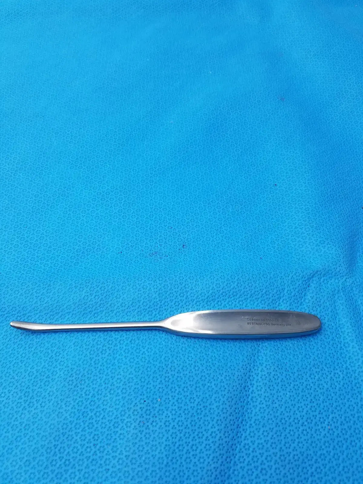 Codman 65-1115 Stainless Steel Curved Surgical Instrument Surgical Instrument, second-hand product photo 1