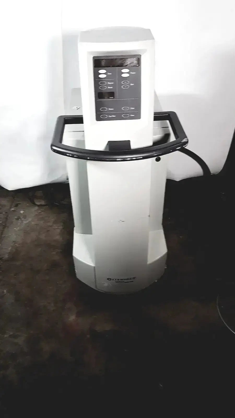 Coherent Novus Omni Opthalmic Photocoagulation Laser System 220 VOLT Ophthalmic Photocoagulation Laser System, as-is (for parts) product photo 1