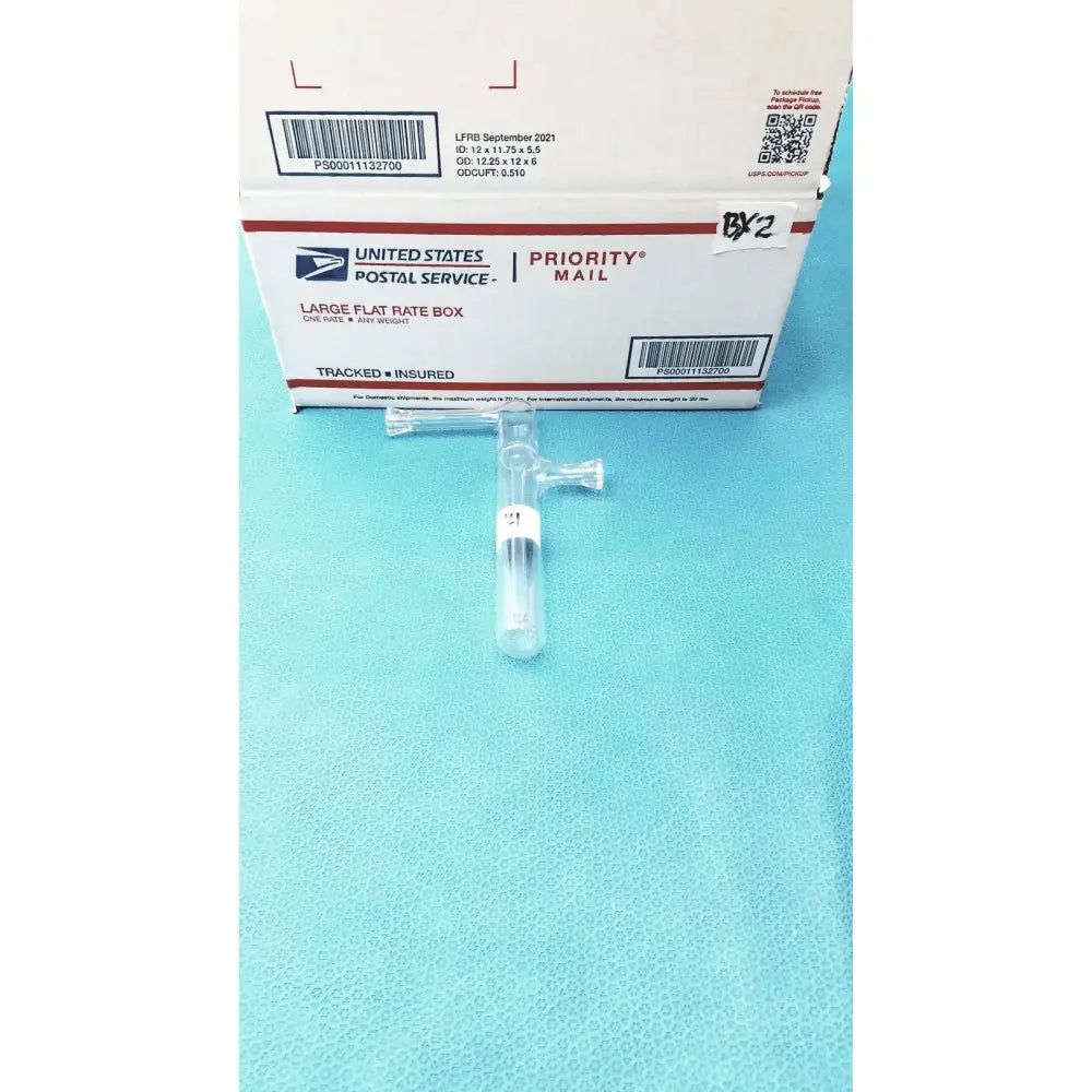 Reuse Medical Compact Glass Oil Bubbler – Smoking Pipe for Concentrates Lab Flasks, second-hand product photo 1