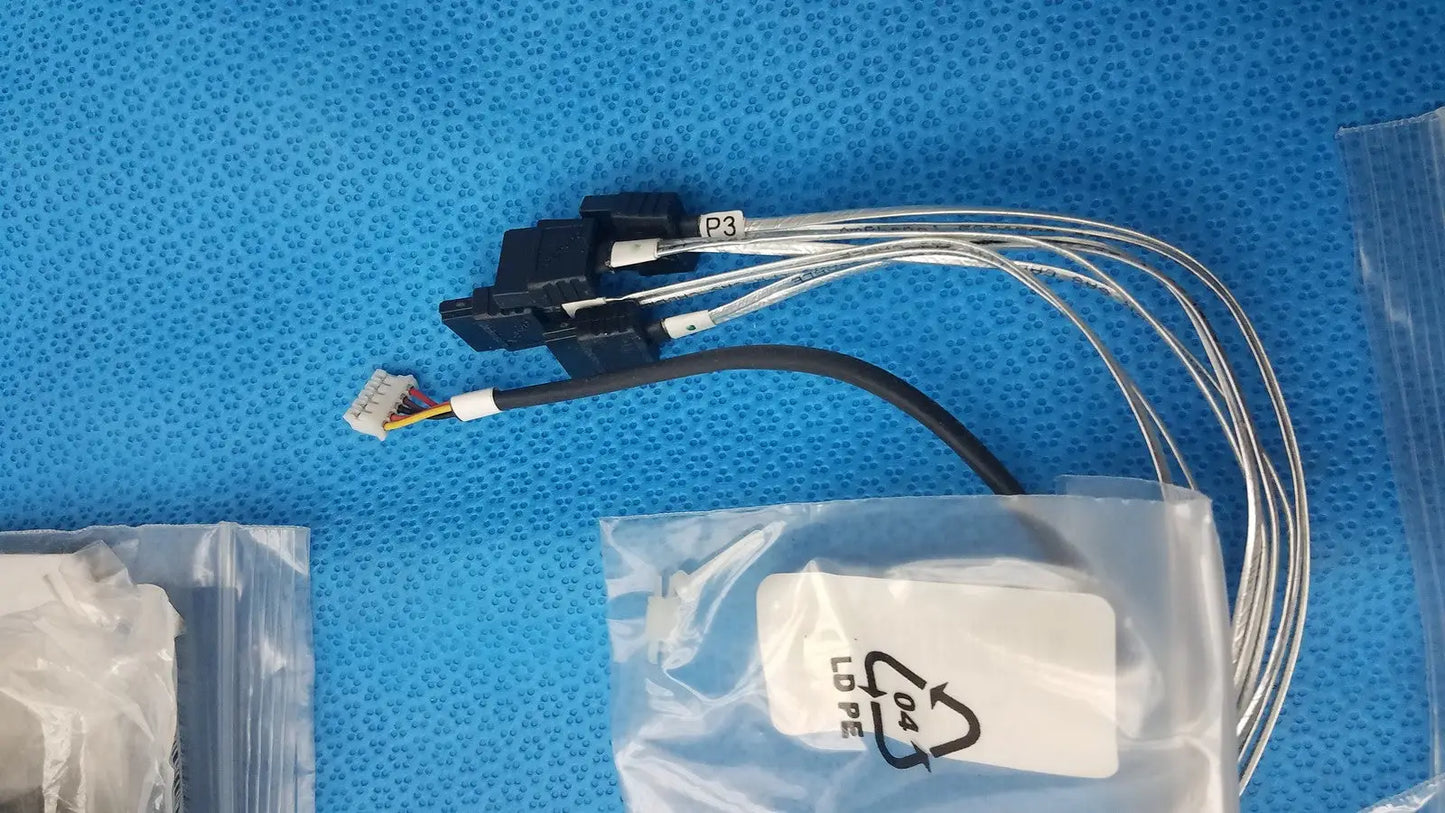 Mixed Computer/Server Accessories Kit – Cables, Connectors, Screws, Software Server Accessory Kit, second-hand product photo 2