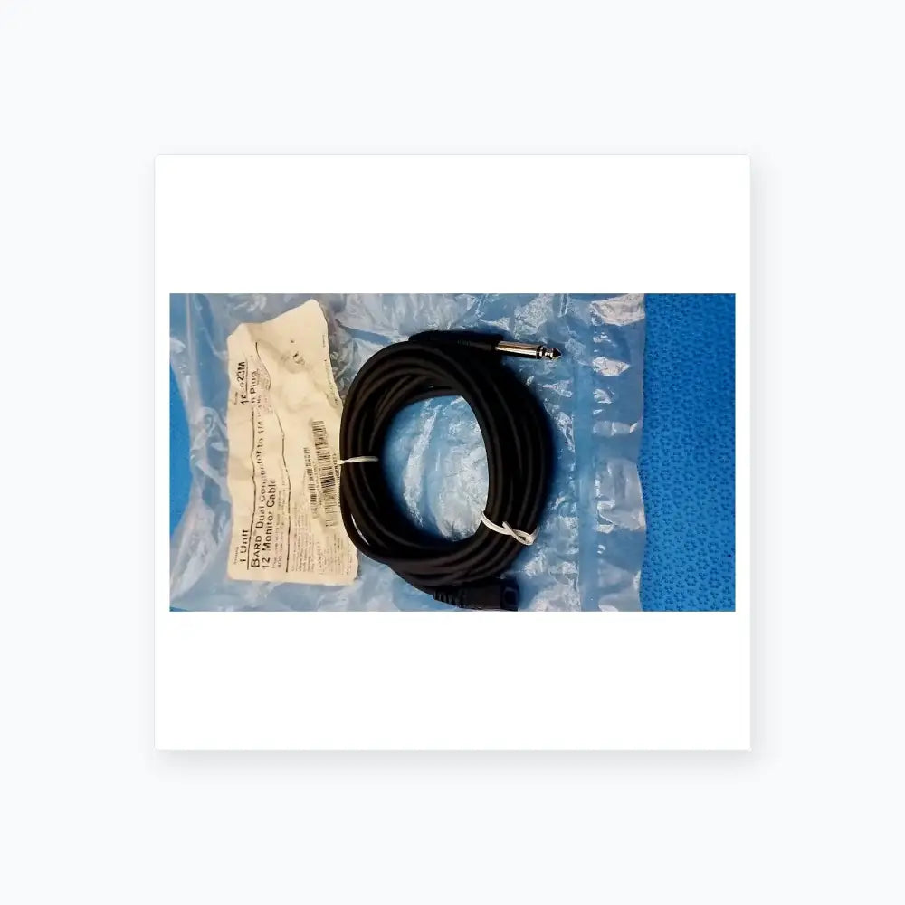 Mixed Computer/Server Accessories Kit – Cables, Connectors, Screws, Software Server Accessory Kit, second-hand product photo 1