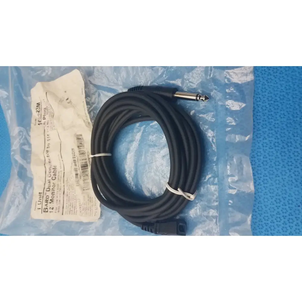 Mixed Computer/Server Accessories Kit – Cables, Connectors, Screws, Software Server Accessory Kit, second-hand product photo 1