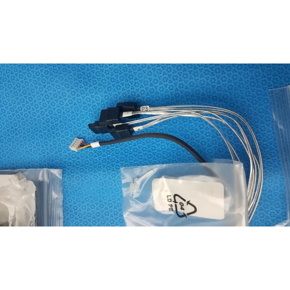 Mixed Computer/Server Accessories Kit – Cables, Connectors, Screws, Software Server Accessory Kit, second-hand product photo 2
