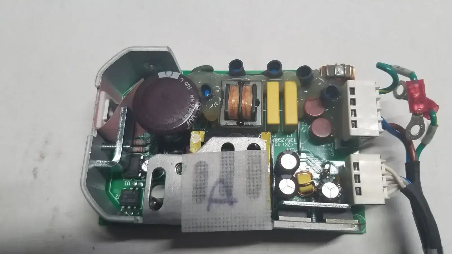 Condor 28 Volt, 0.90 Amp DC Power Supply, Model: GSM28-28G, 100-240VAC Input DC Power Supply, second-hand product photo 3