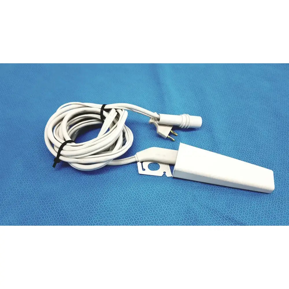 ConMed GoldLine Push Button Electrosurgical Pencil – Surgical Cautery Device Electrosurgical Pencil, second-hand product photo 1