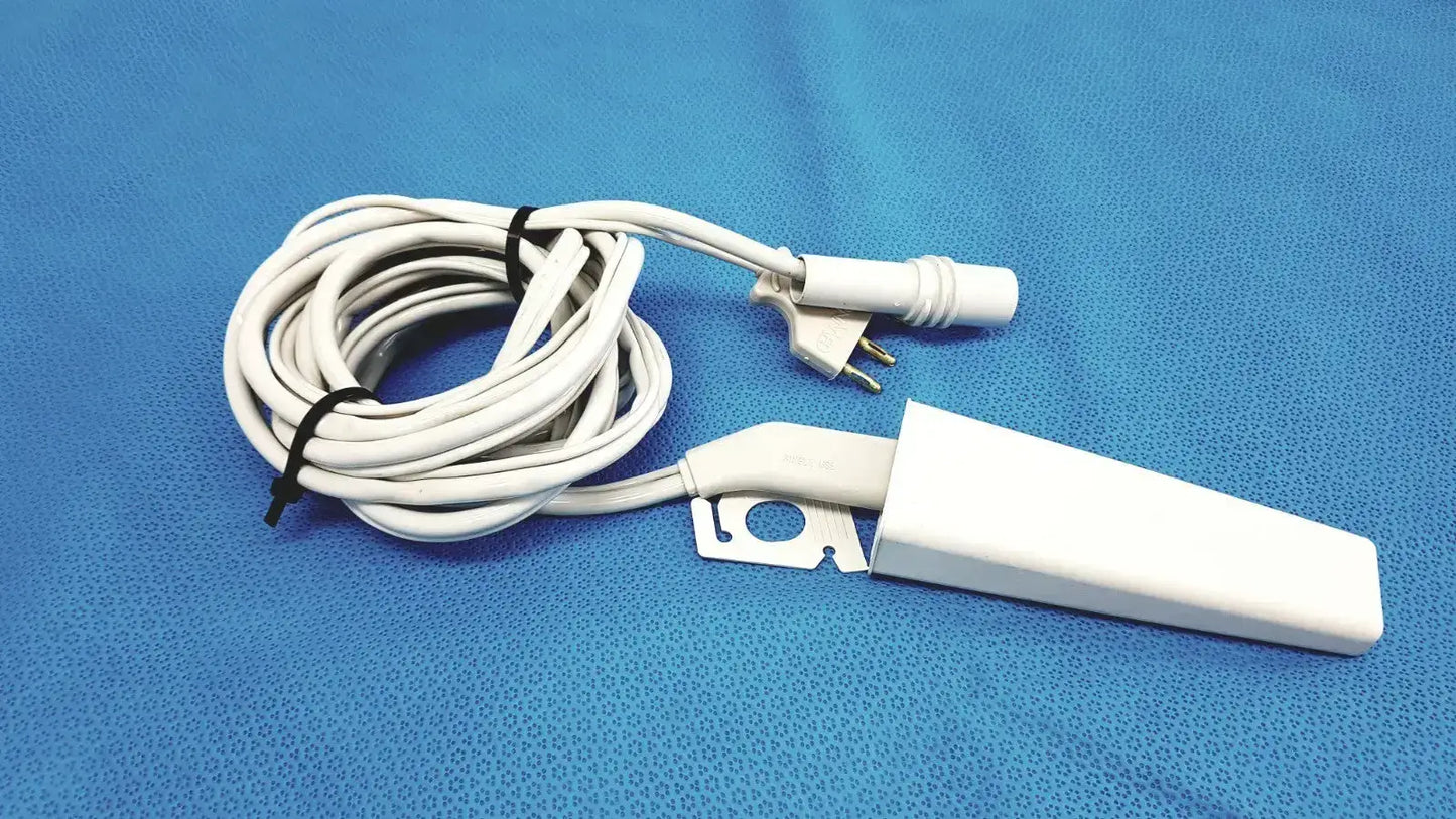 ConMed GoldLine Push Button Electrosurgical Pencil – Surgical Cautery Device Electrosurgical Pencil, second-hand product photo 1