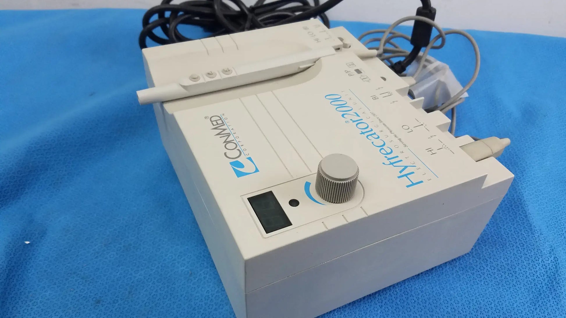 ConMed Hyfrecator 2000 Electrosurgical Unit With Accessories Electrosurgical Unit, second-hand product photo 7