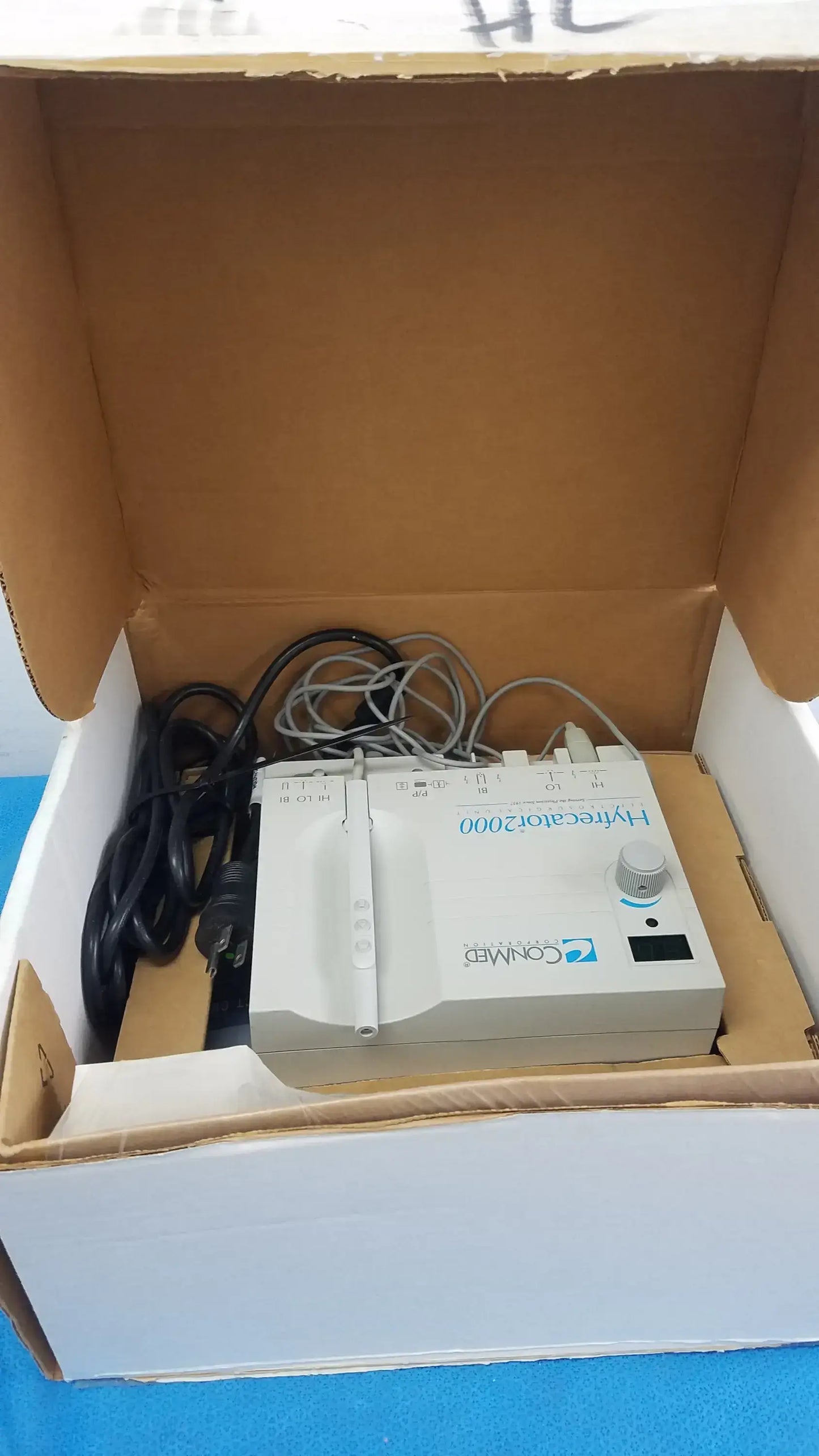 ConMed Hyfrecator 2000 Electrosurgical Unit With Accessories Electrosurgical Unit, second-hand product photo 19