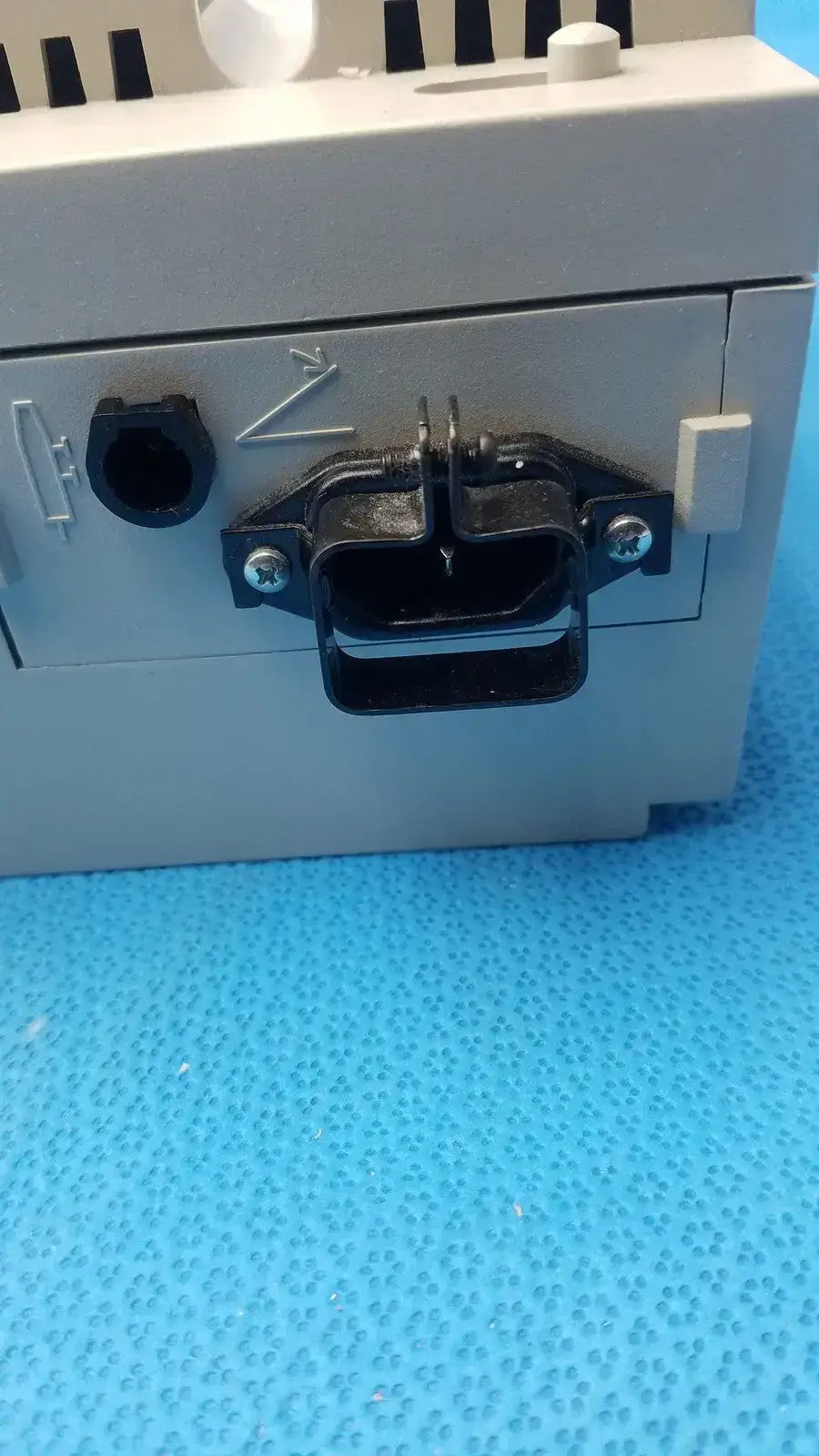 Conmed Hyfrrecator 2000 Model 7-900-115 Electrosurgical Unit, as-is (for parts) product photo 7