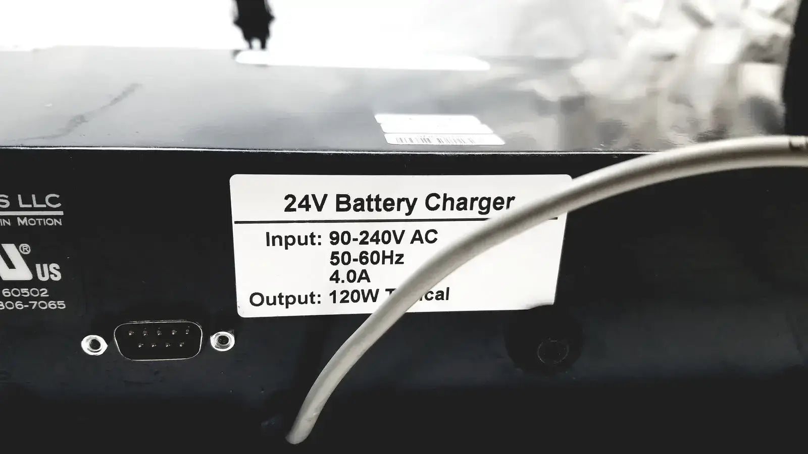 Control Solution CS3219A 24V Battery Charger, 1028-010-859 Rev D Battery Charger, second-hand product photo 7