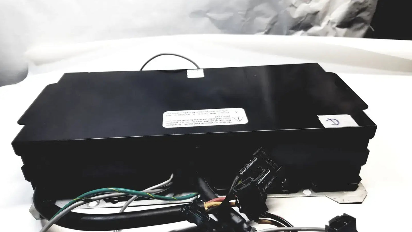Control Solution CS3219A 24V Battery Charger, 1028-010-859 Rev D Battery Charger, second-hand product photo 1