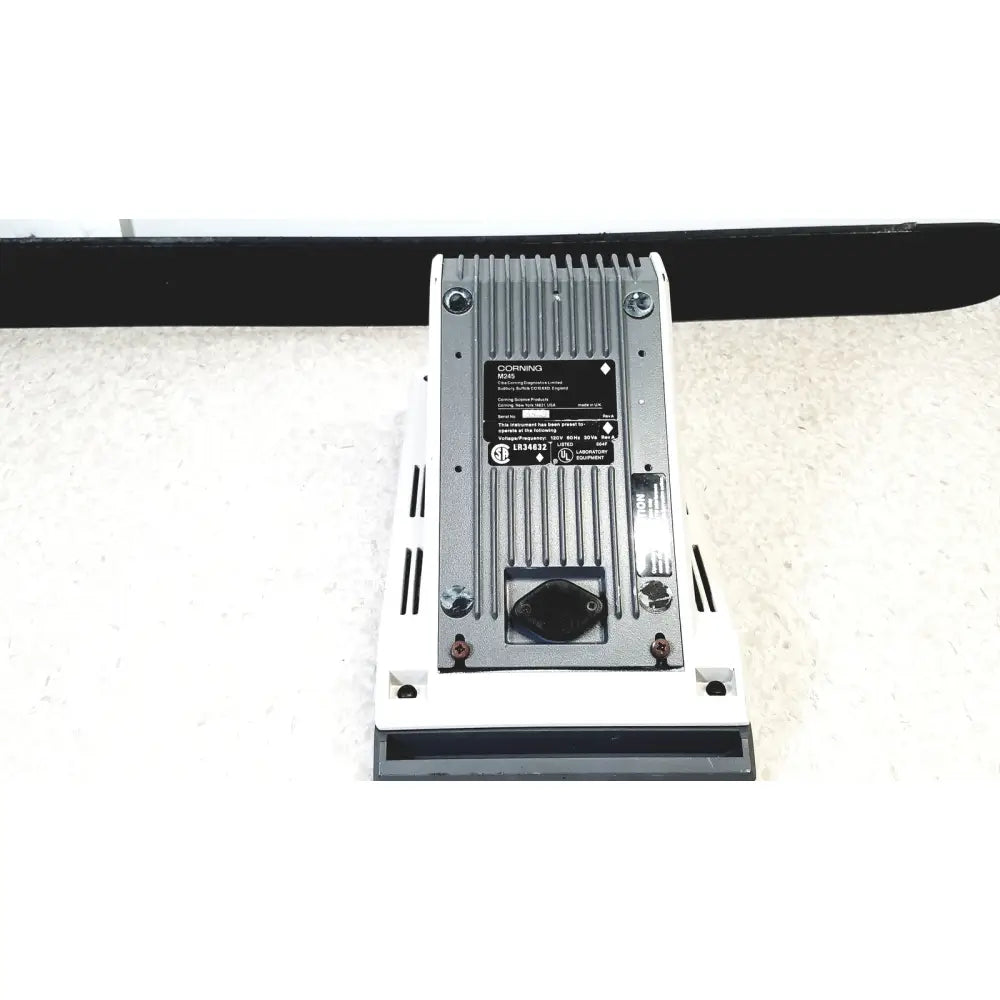 Gray and white coping 908 audio amplifier back with ribbed metal panel for corning 245 ph meter 120v 60hz use