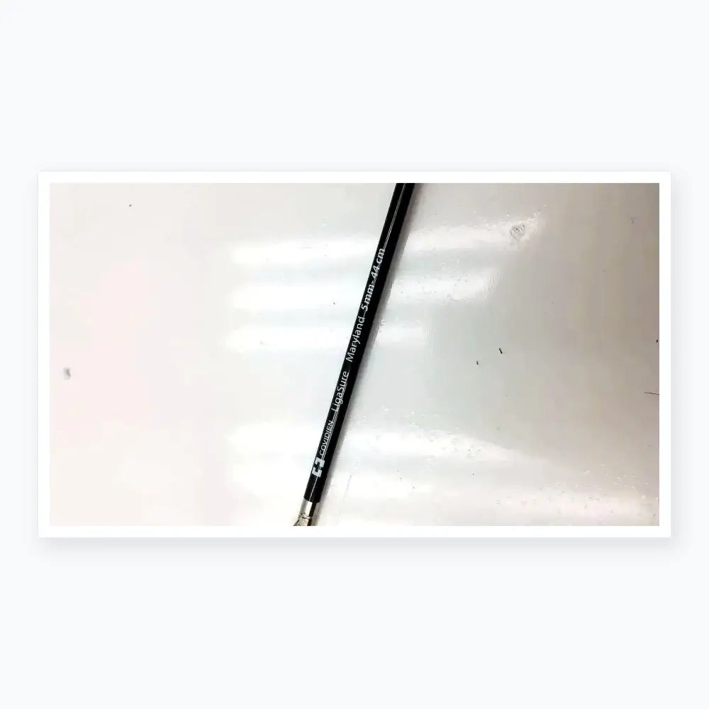 Covidien LigaSure Maryland Jaw Sealer/Divider 5mm-44cm Electrosurgical Instrument, second-hand product photo 5