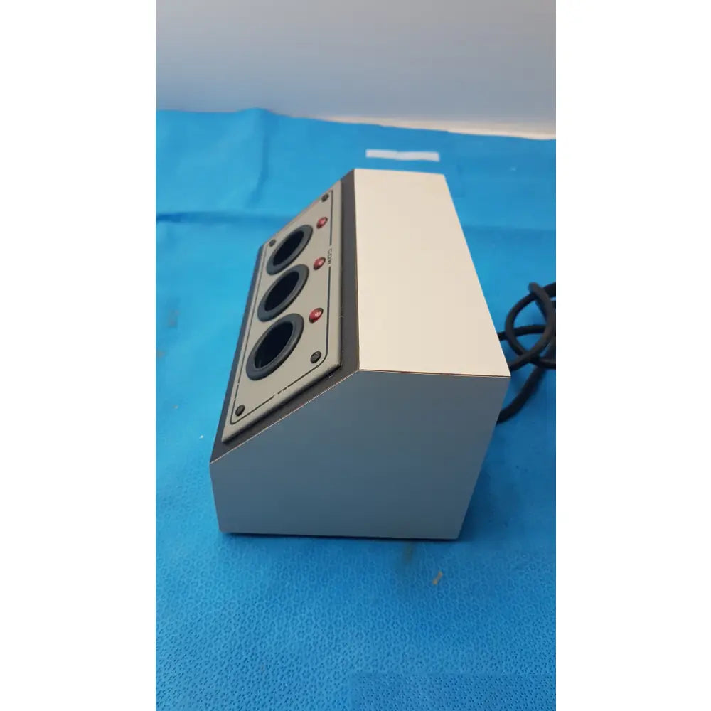 Cow Industries 3-Well Ophthalmic Desk Charger Station Base - Ophthalmic Desk Charger Station Base