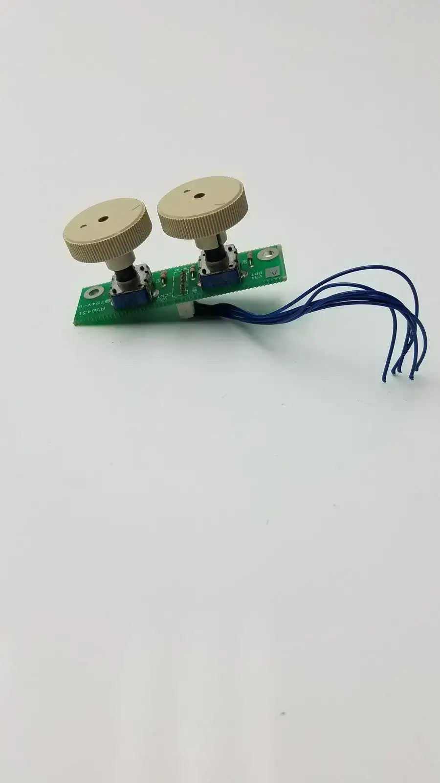 Cricut VR1 BRT, AVB431, 794V-0 Speed & Pressure Dials Cutting Machine Replacement Dials, second-hand product photo 3