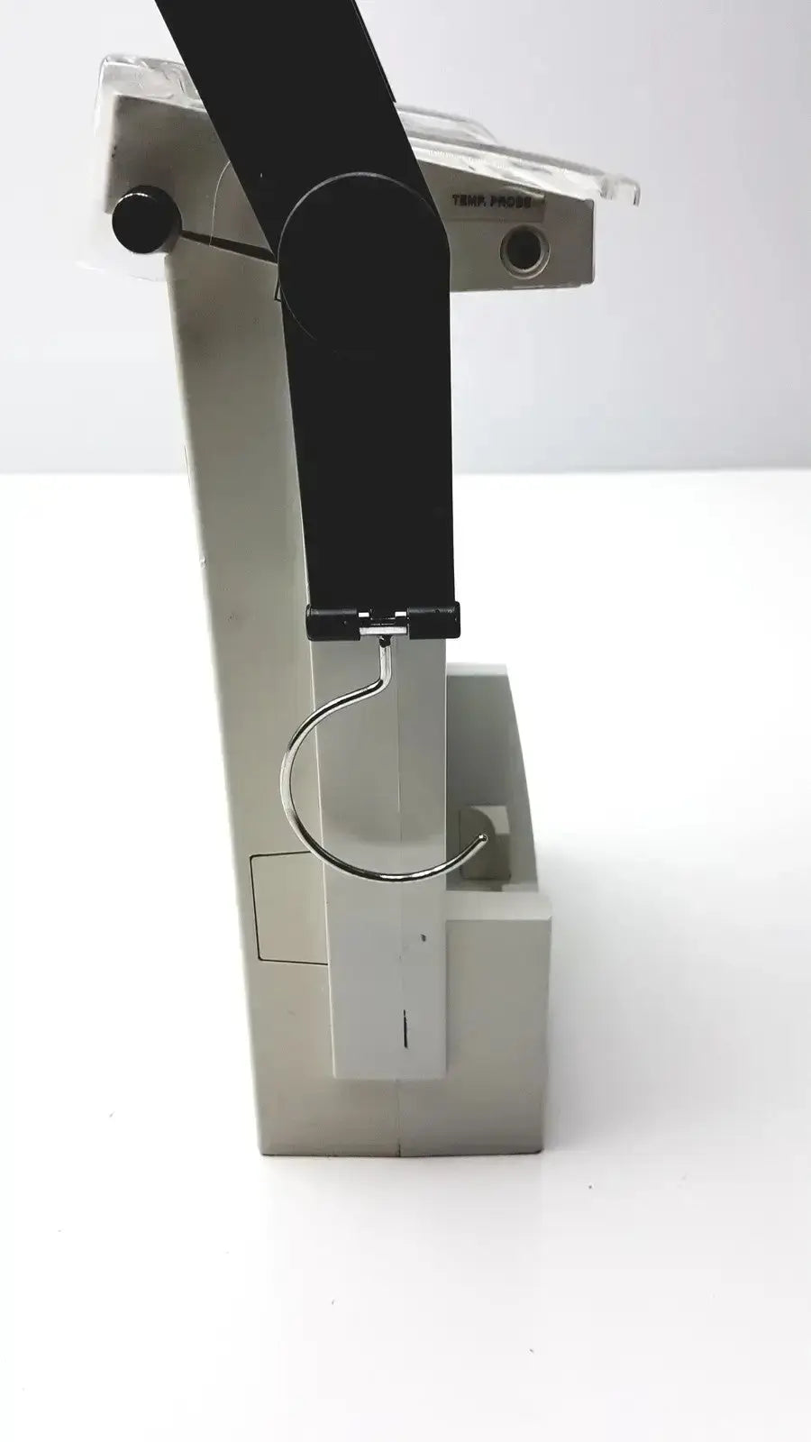 Bard CritiCore Fluid Output and Temperature Monitor Model 000002N Patient Monitor, second-hand product photo 8