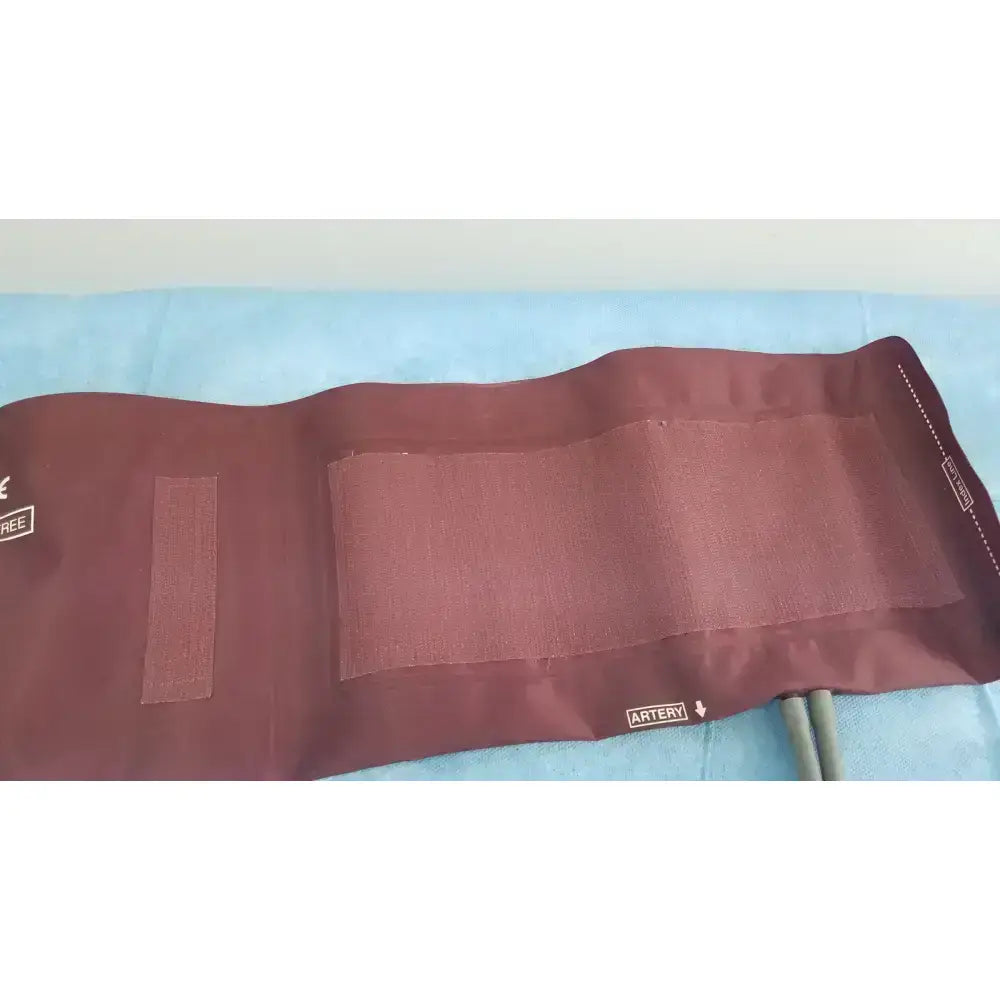 CRITIKON Blood Pressure Cuff Large Adult 31-40 Cm Blood Pressure Cuff, second-hand product photo 5