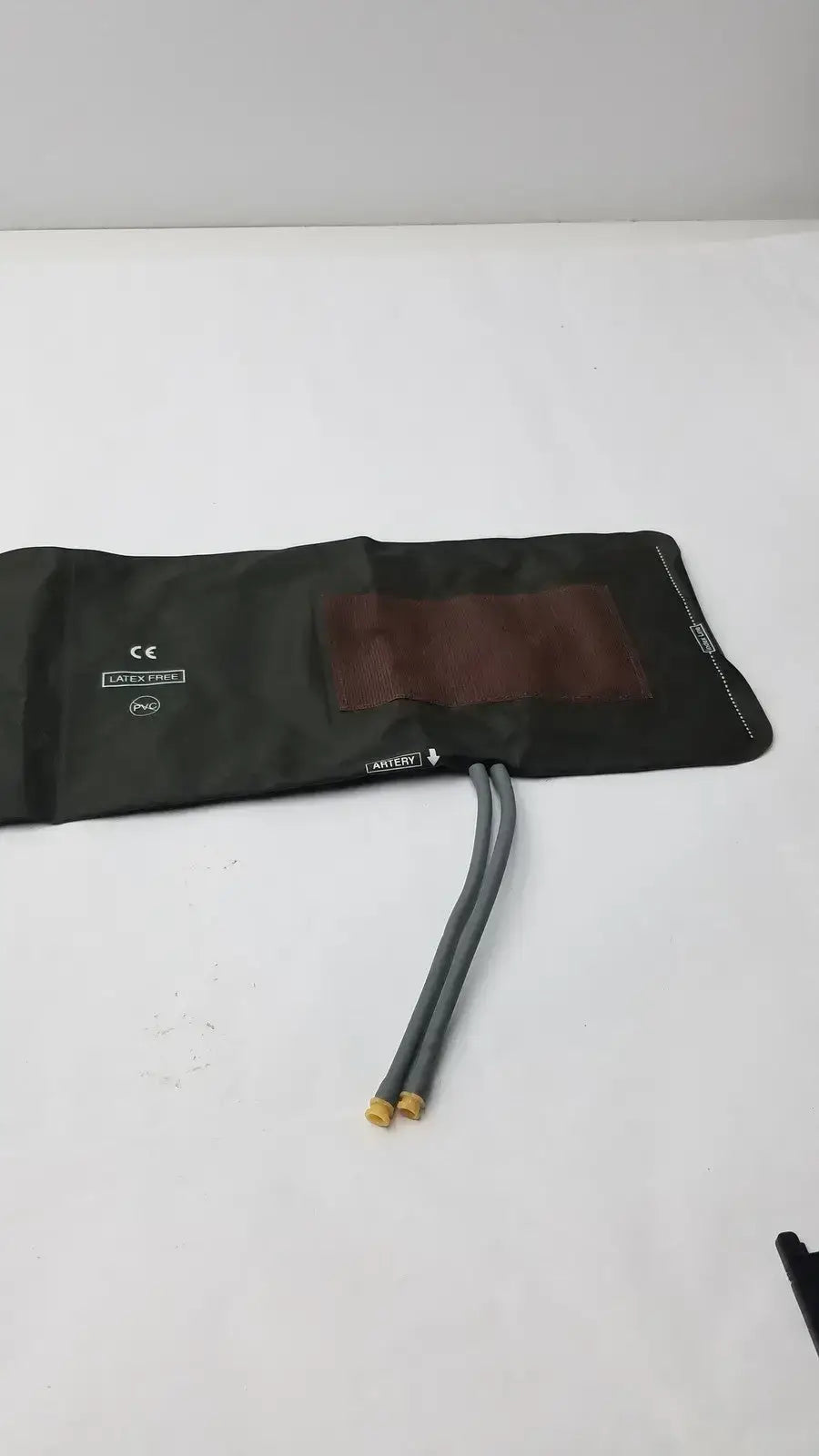 Critikon Dura-Cuf REF 2205 Blood Pressure Cuff Thigh Size 38-50 cm Blood Pressure Cuff, second-hand product photo 4