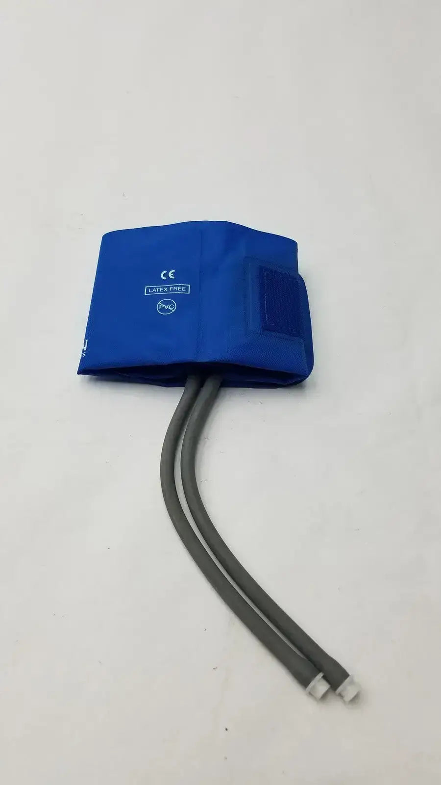 Critikon Dura-Cuff Blood Pressure Cuff Ref 2202 Size 17-25 cm Blood Pressure Cuff, second-hand product photo 2