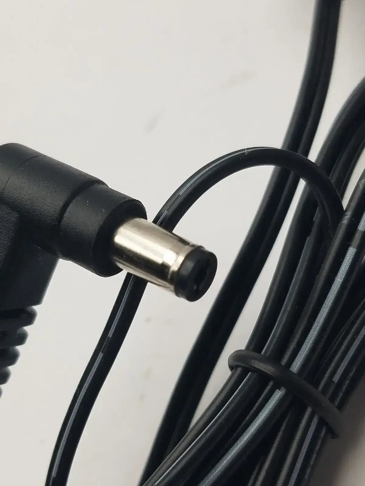 D-Link Switching Mode Power Adaptor F05-050100SPAU Switching Power Adapter, second-hand product photo 4