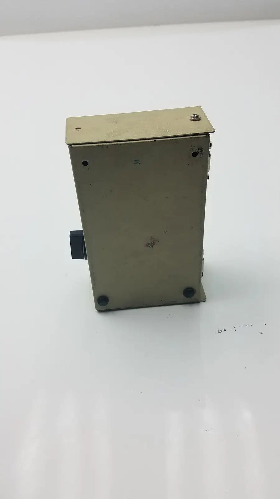 Generic Data Transfer Switch 2 Switch Option Electronics Equipment Audio Video Data Transfer Switch, as-is (for parts) product photo 7