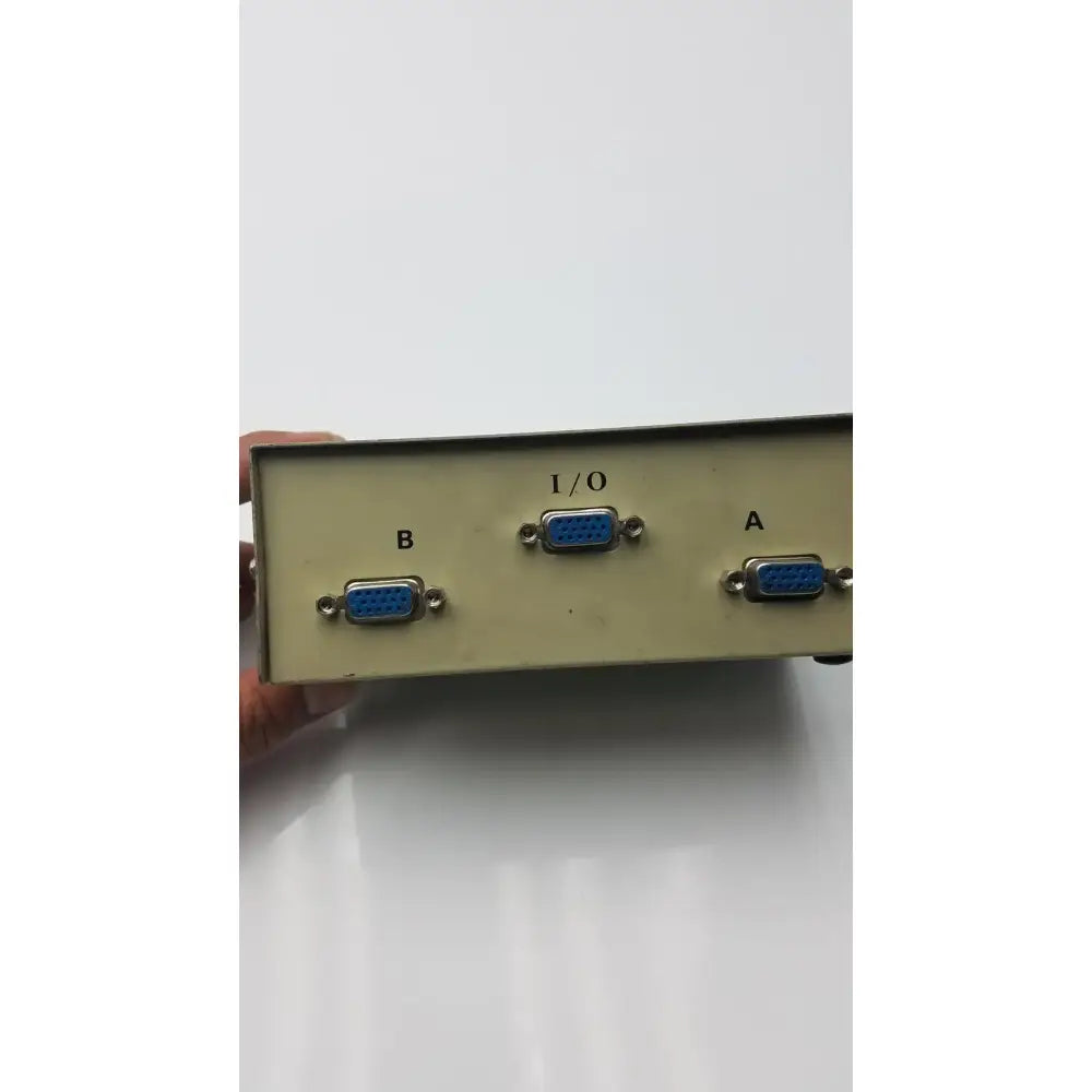 Generic Data Transfer Switch 2 Switch Option Electronics Equipment Audio Video Data Transfer Switch, as-is (for parts) product photo 4