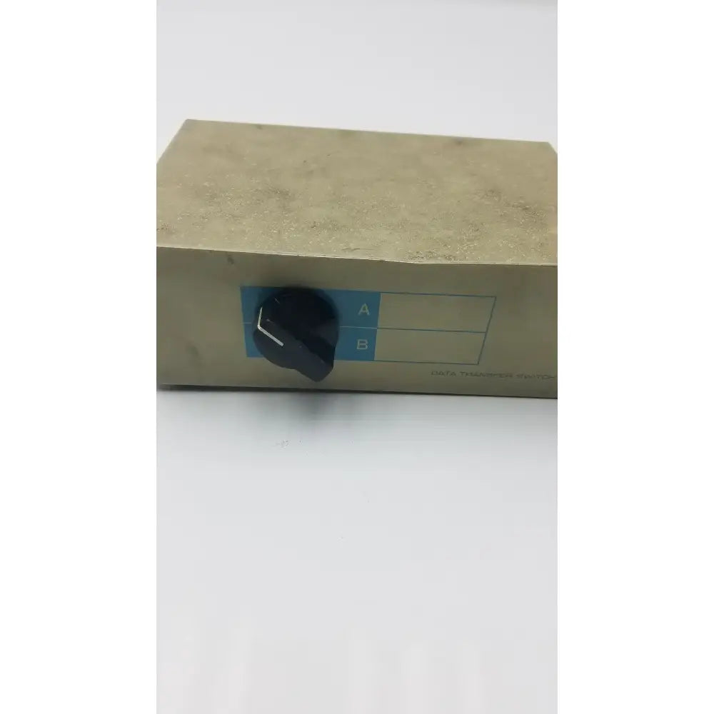 Generic Data Transfer Switch 2 Switch Option Electronics Equipment Audio Video Data Transfer Switch, as-is (for parts) product photo 3