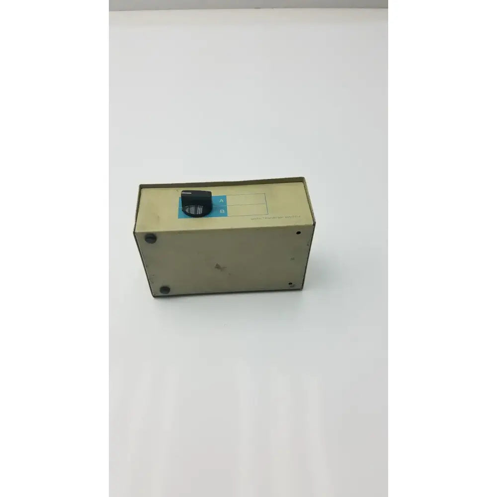 Generic Data Transfer Switch 2 Switch Option Electronics Equipment Audio Video Data Transfer Switch, as-is (for parts) product photo 8
