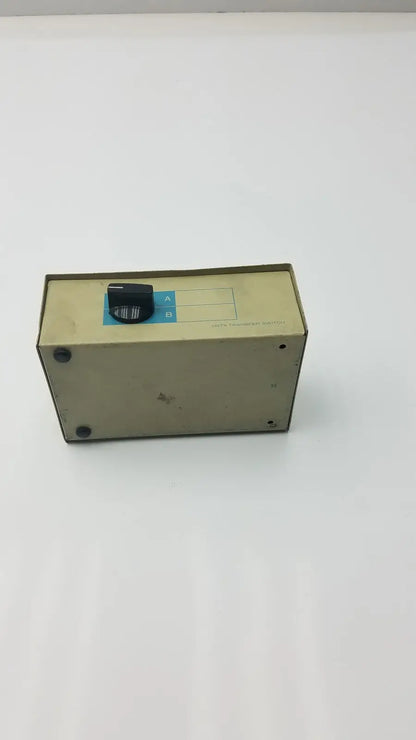 Generic Data Transfer Switch 2 Switch Option Electronics Equipment Audio Video Data Transfer Switch, as-is (for parts) product photo 8