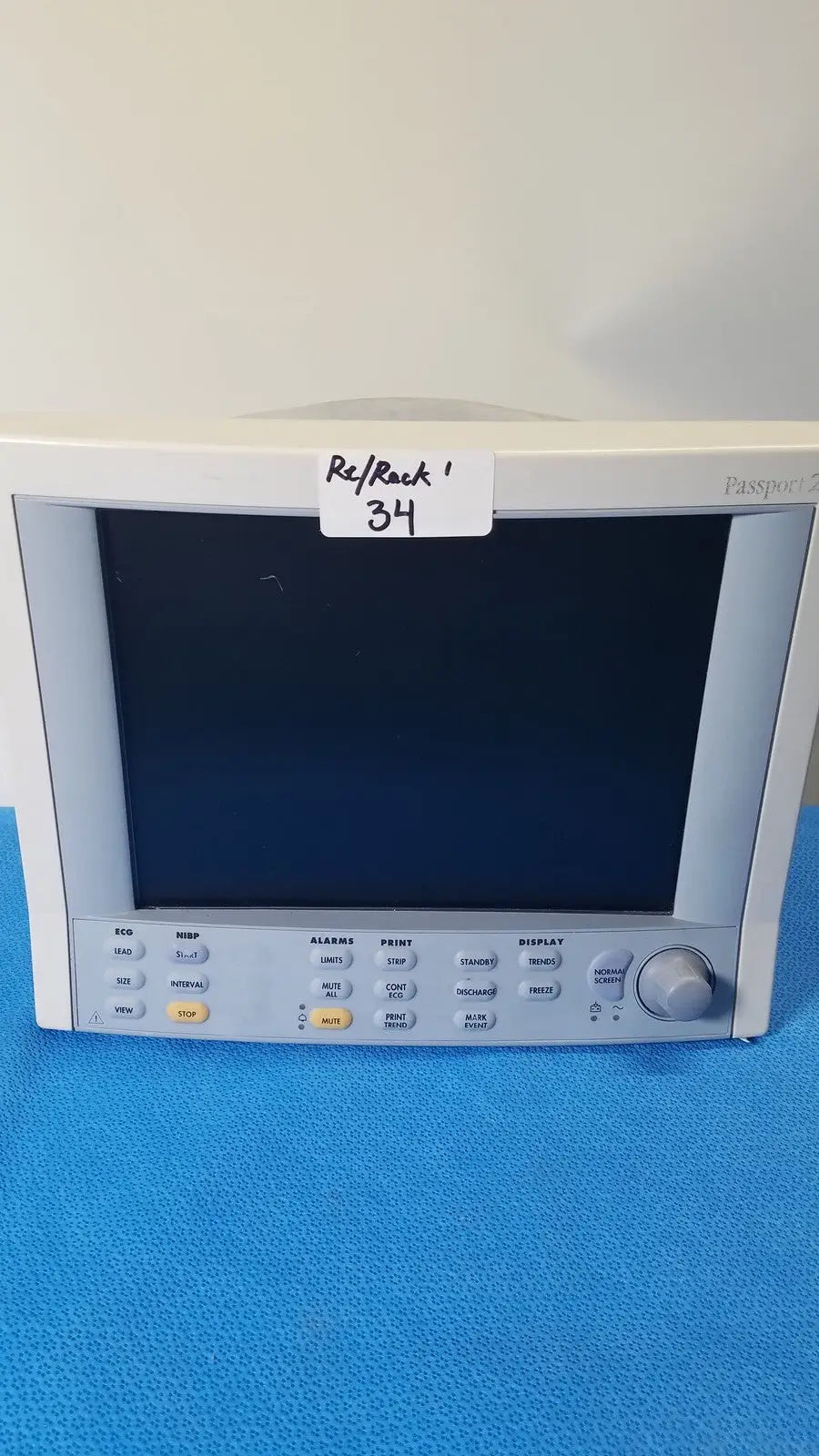 Reuse Medical Datascope Passport 2 ECG NIBP EKG Patient Monitor Other Medical & Lab Equipment, as-is (for parts) product photo 1