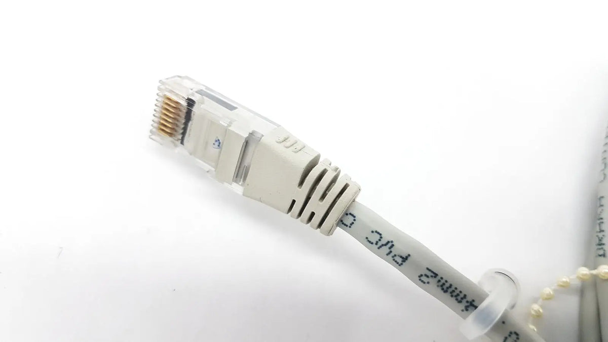 White datex ohmeda network cable g-bbha6-4t with clear connector housing and printed specifications on sheath, 10ft length